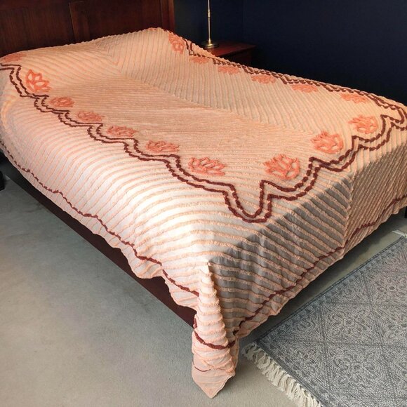 Vintage Peach Chenille MCM full/Q bedspread - Picture 10 of 11